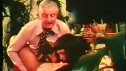 வயதான மனிதனுக்கு செக்ஸ் 2 துணி-ட்வீட் கம்ஷாட்ஸ் XXX தேவை