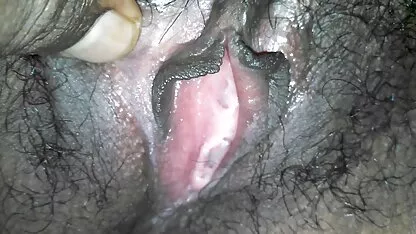ஸ்ரீ லங்கன் புண்டை ஒல்லியாக